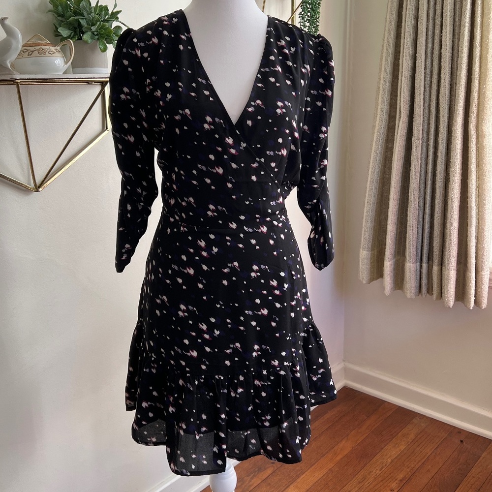Unique short black flowery v-neck
